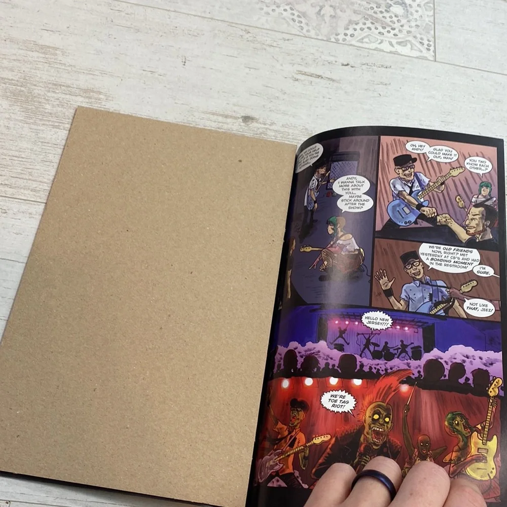 Toe Tag Riot #2 Hot Topic Comic Book - Picture 7 of 7